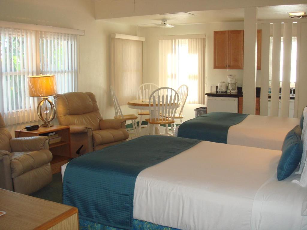 Beach Shell Inn Fort Myers Beach Room photo